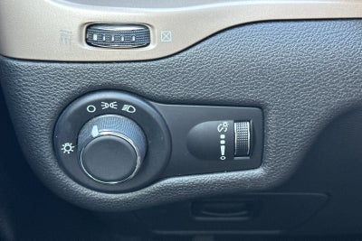 2016 Jeep Cherokee Sport