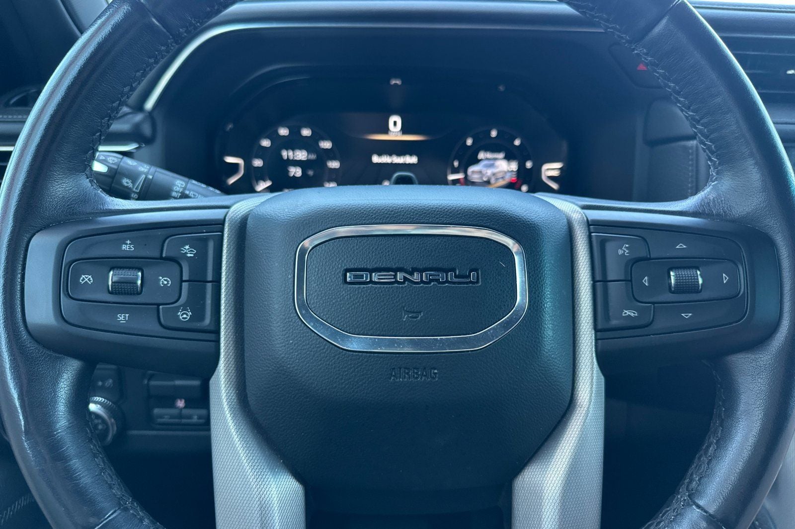 2023 GMC Yukon XL Denali