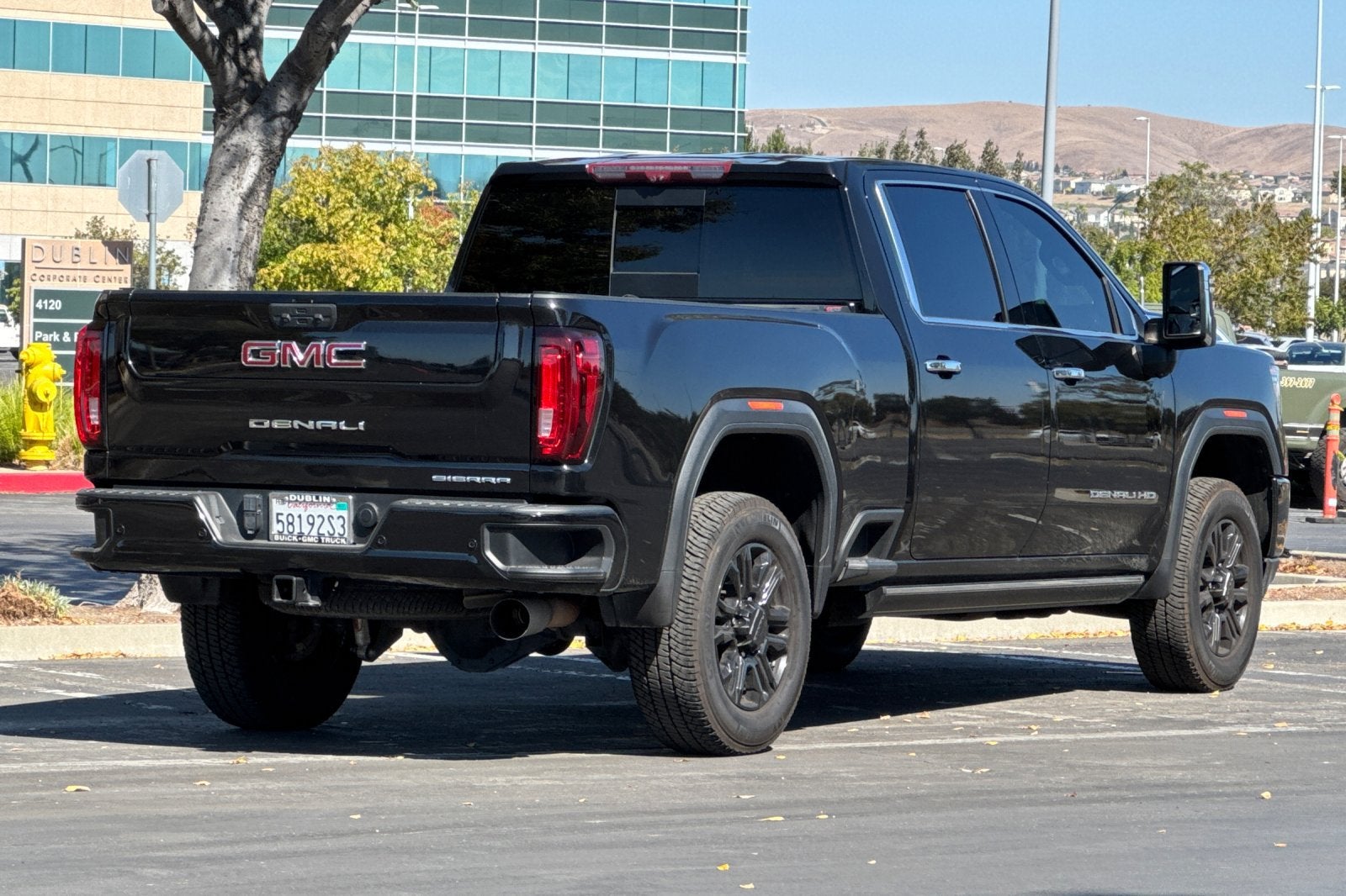 2023 GMC Sierra 2500HD Denali