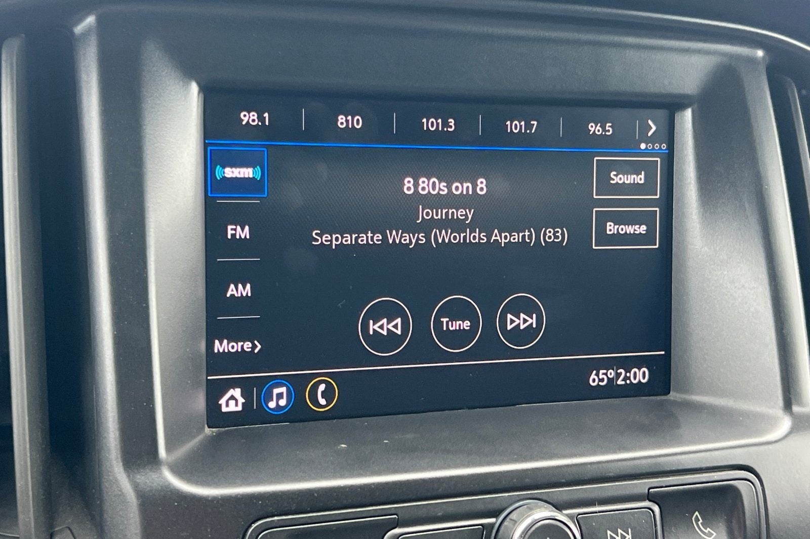 2022 GMC Canyon Elevation Standard