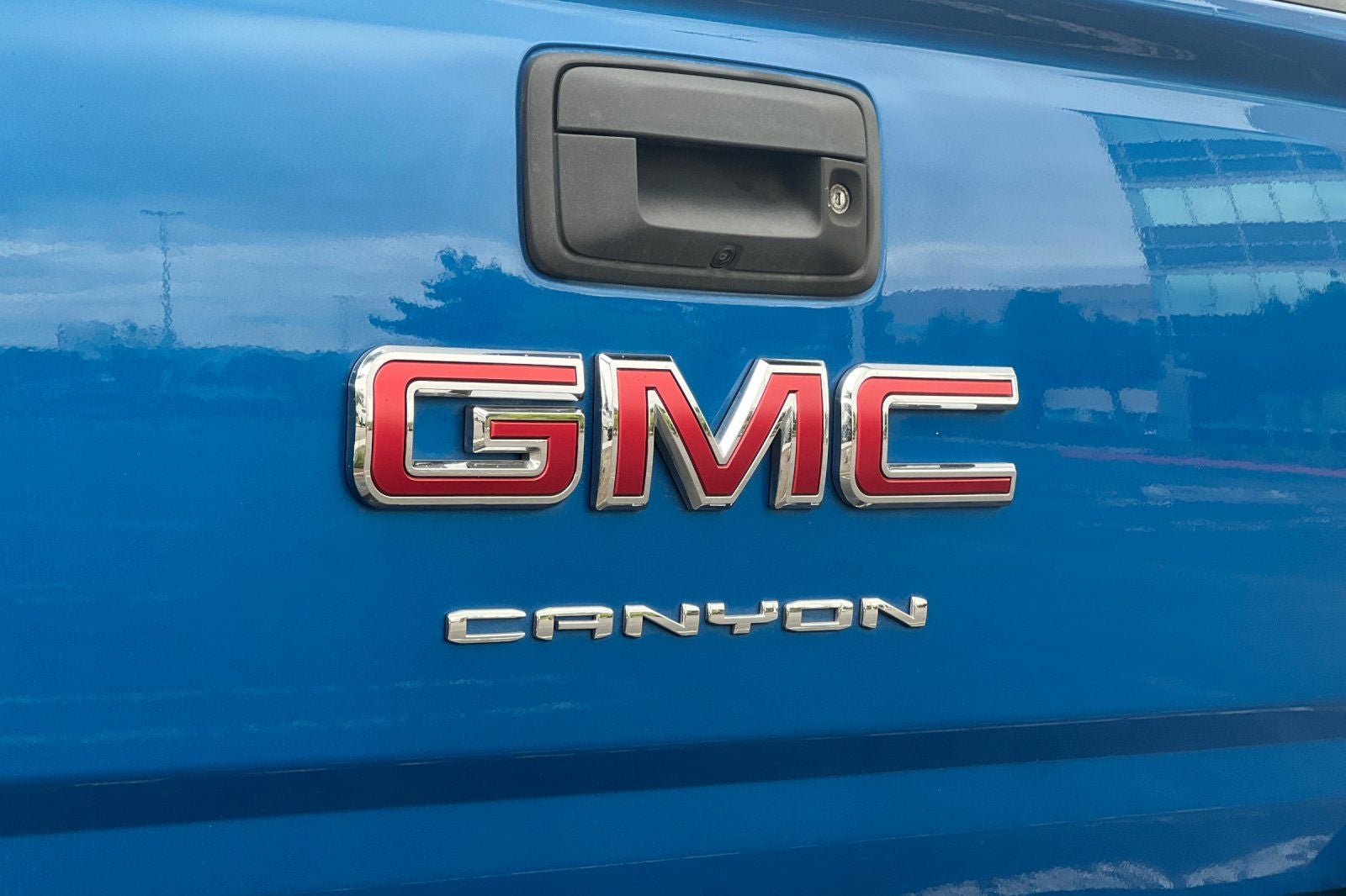 2022 GMC Canyon Elevation Standard
