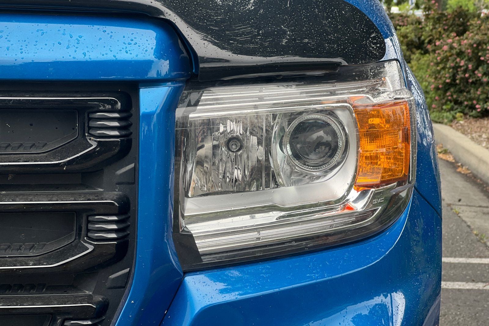 2022 GMC Canyon Elevation Standard