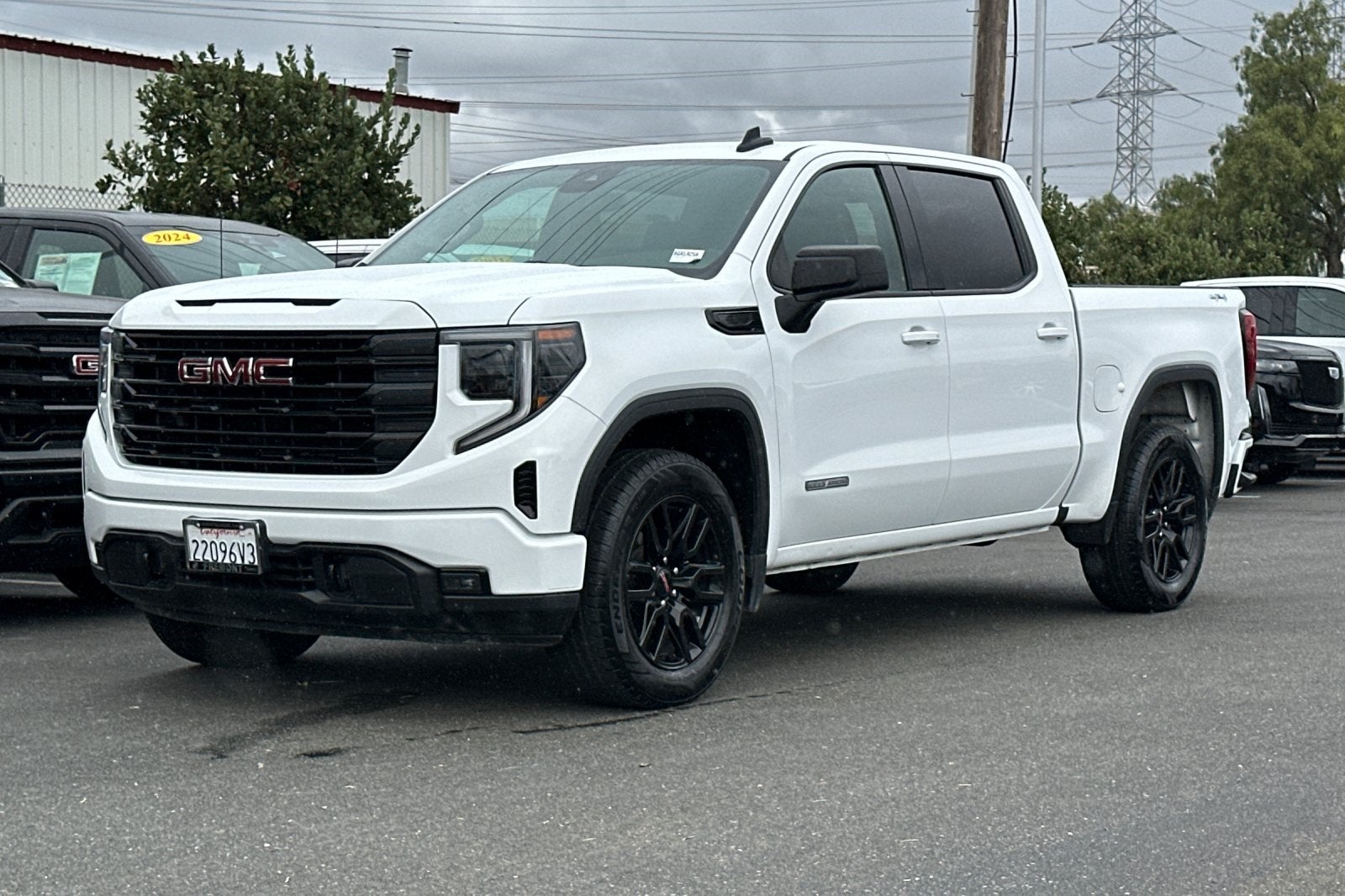 2023 GMC Sierra 1500 Elevation