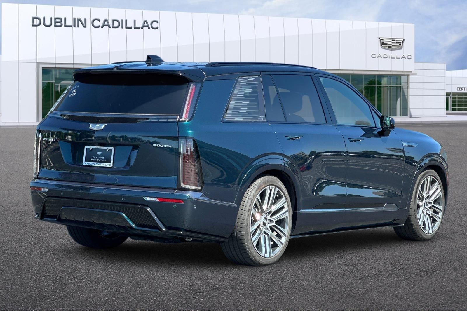 2026 Cadillac VISTIQ Platinum