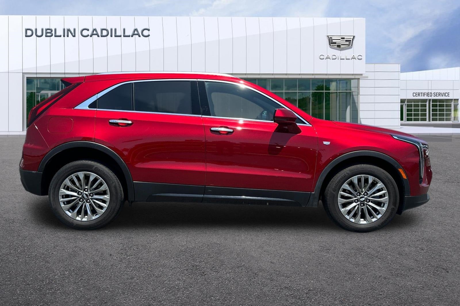 2024 Cadillac XT4 Premium Luxury