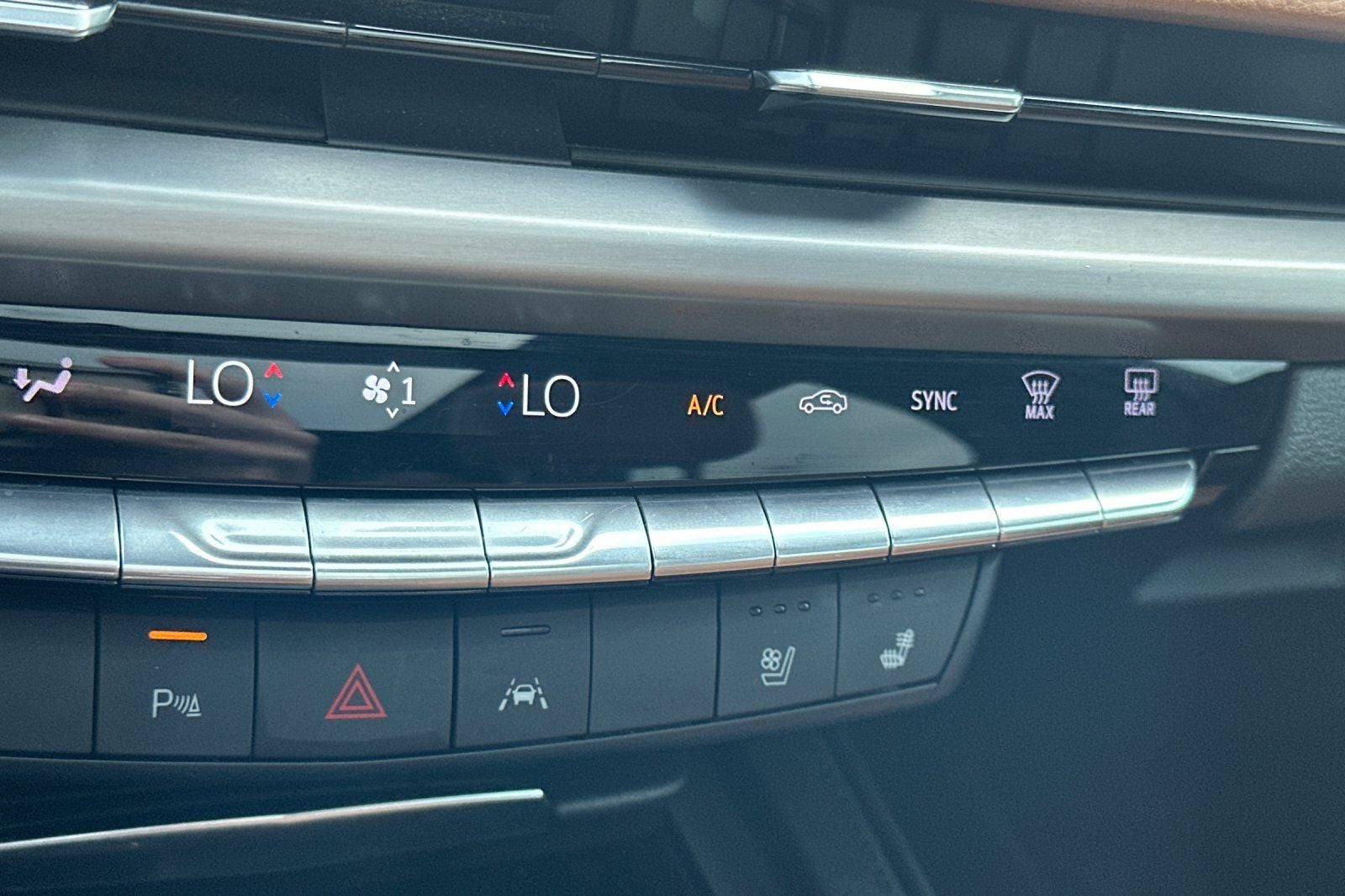 2025 Cadillac XT4 Sport