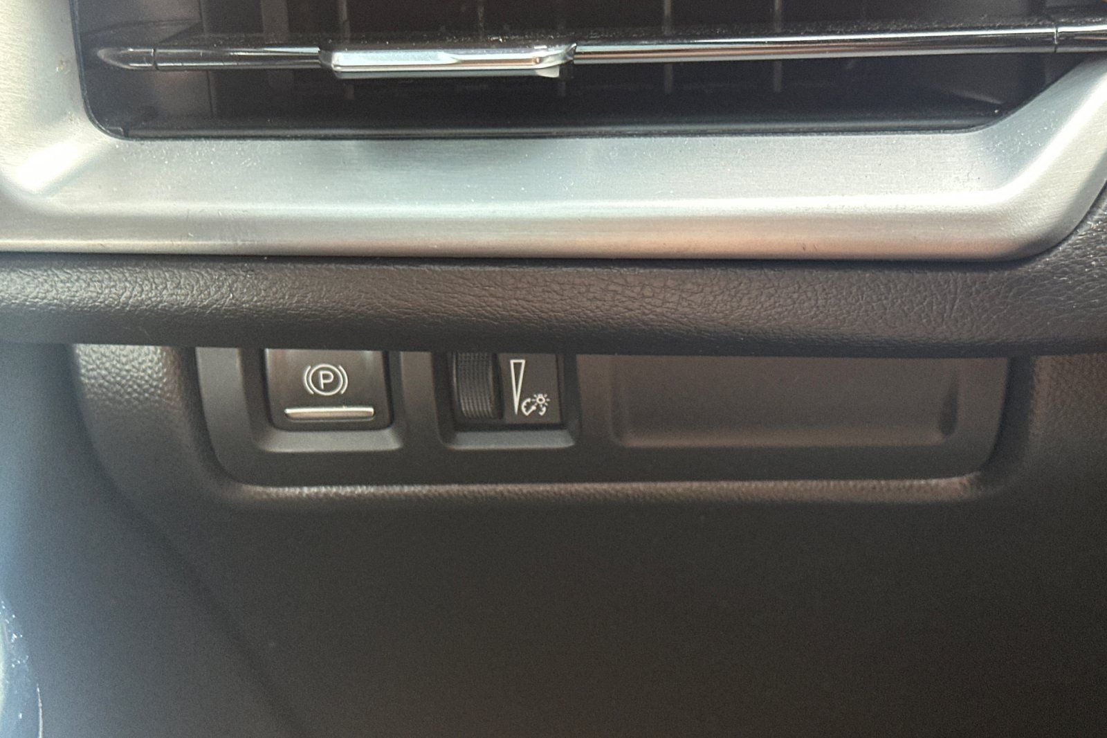 2025 Cadillac XT4 Sport