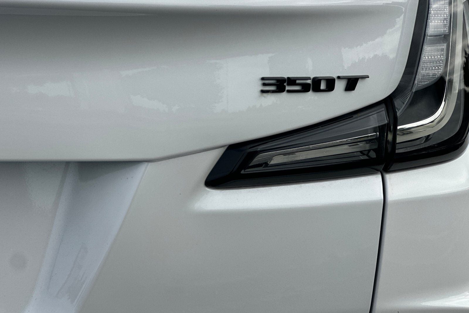 2025 Cadillac XT4 Sport