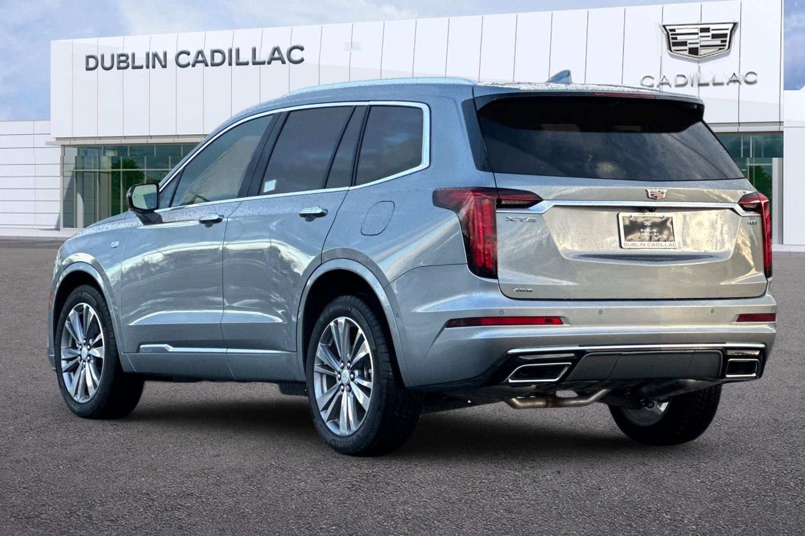 2025 Cadillac XT6 Premium Luxury