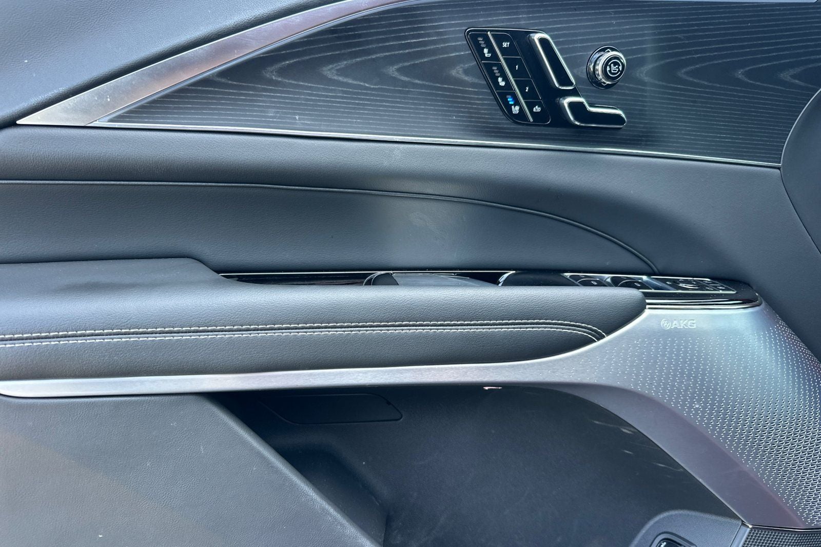 2026 Cadillac LYRIQ Signature Sport