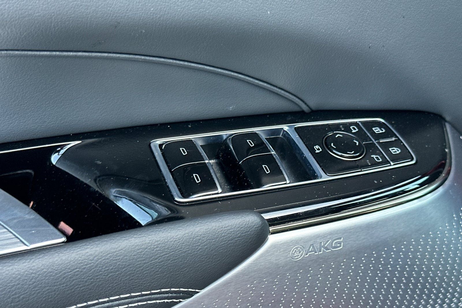 2026 Cadillac LYRIQ Signature Sport