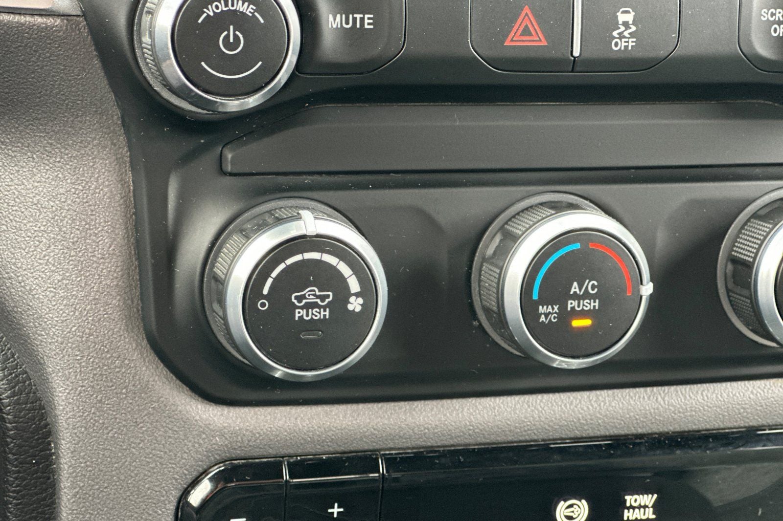 2023 RAM 3500 Big Horn