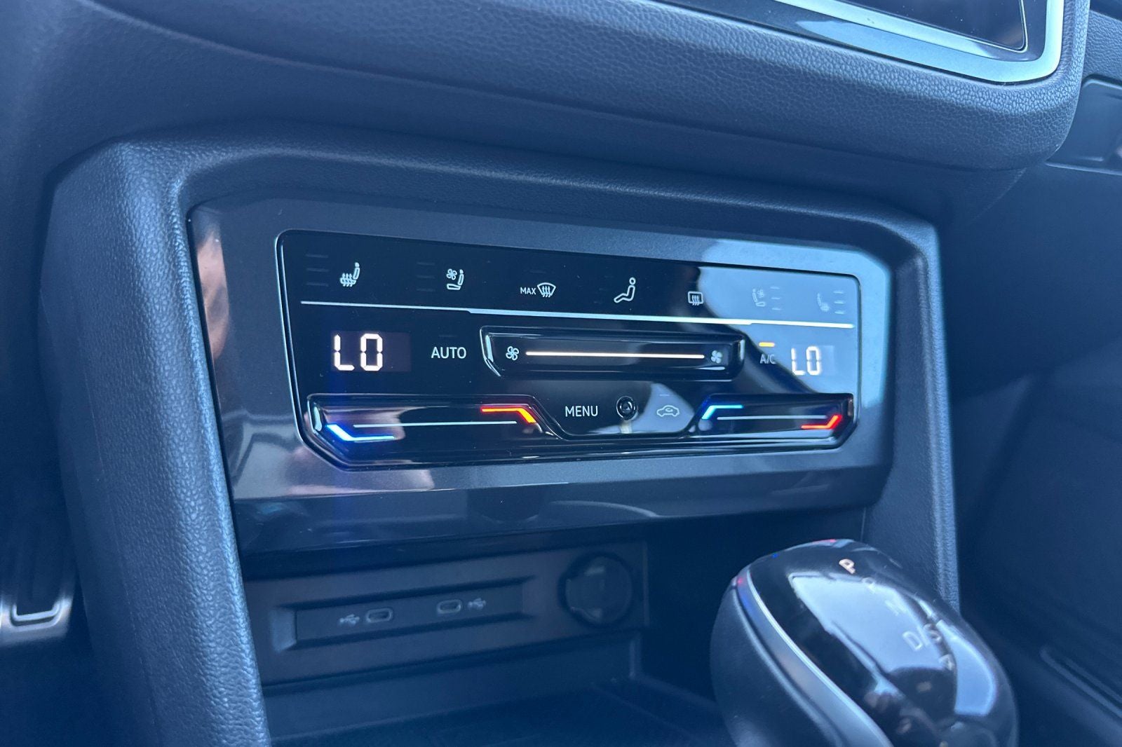 2022 Volkswagen Tiguan 2.0T SEL R-Line