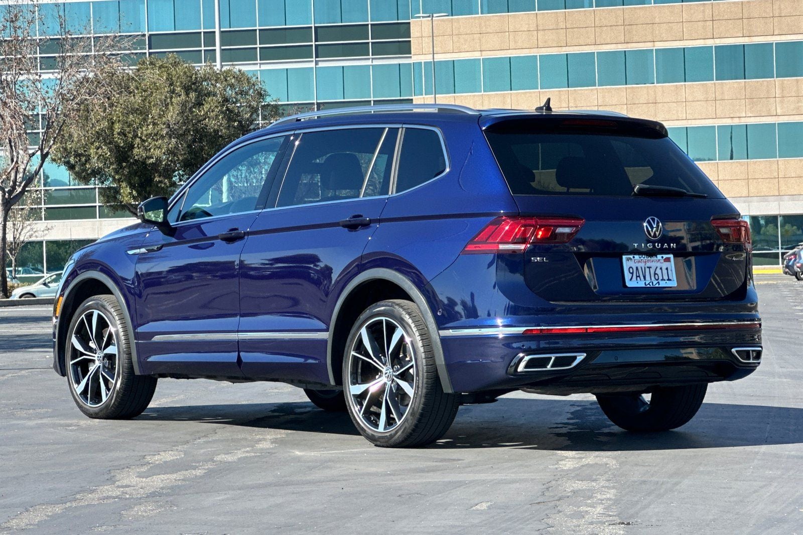 2022 Volkswagen Tiguan 2.0T SEL R-Line