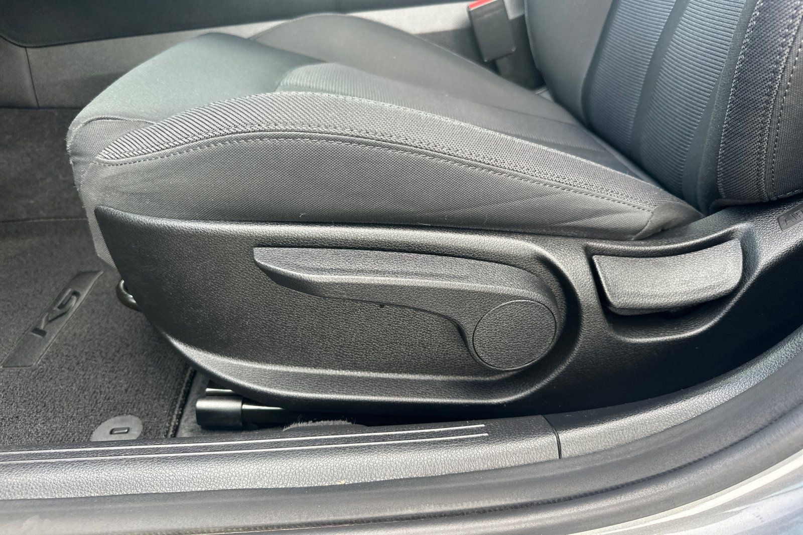 2022 Kia K5 LX