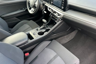 2022 Kia K5 LX
