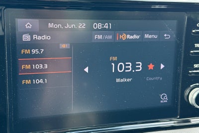 2022 Kia K5 LX
