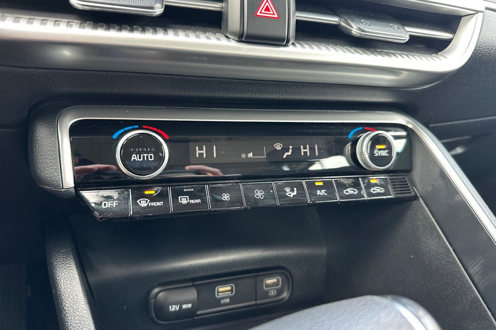 2022 Kia K5 LX