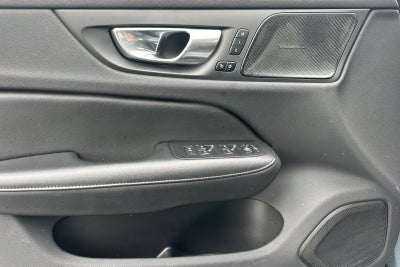 2024 Volvo S60 B5 Plus Dark Theme