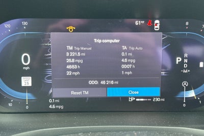 2024 Volvo S60 B5 Plus Dark Theme