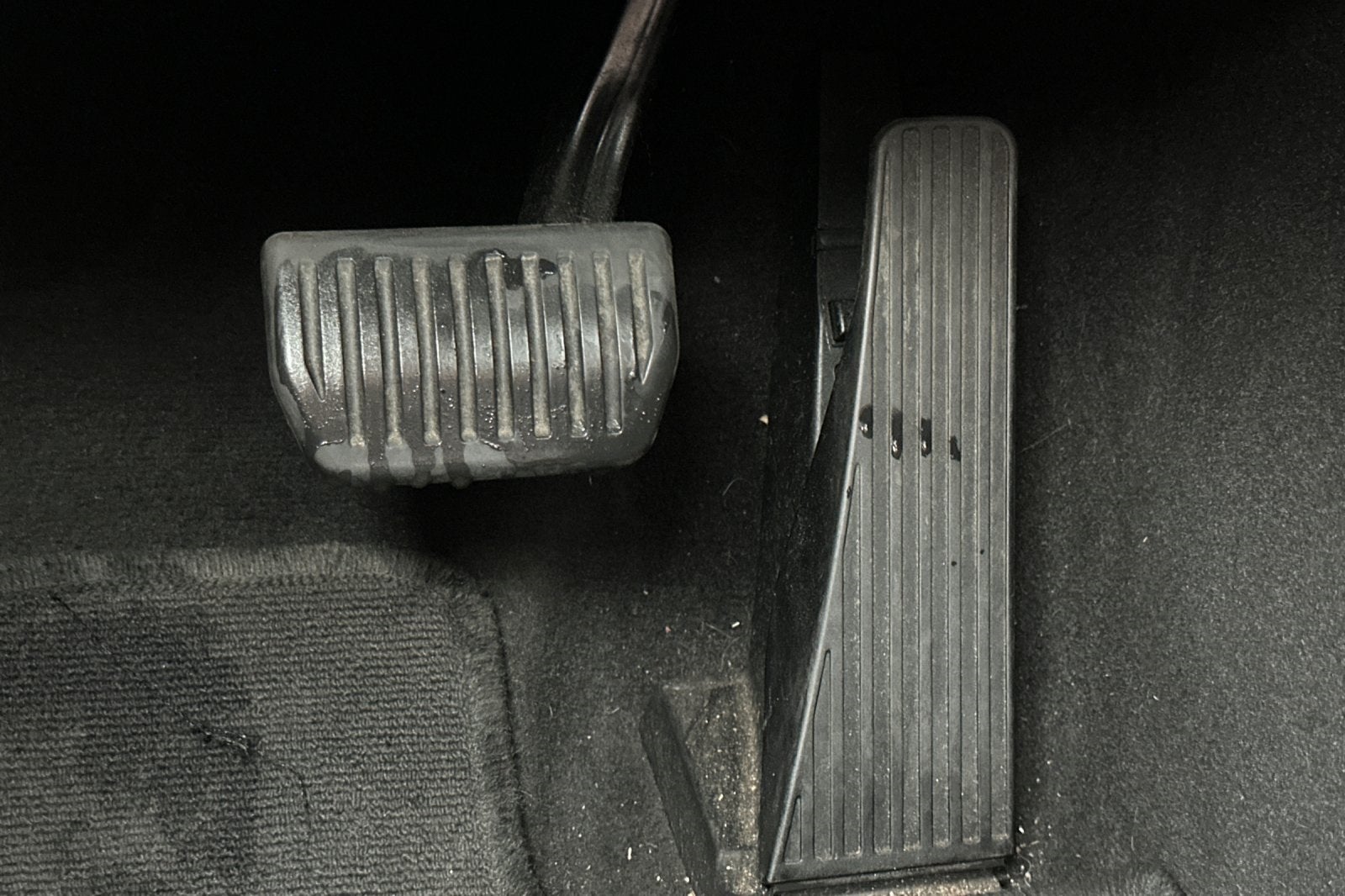 2024 Volvo S60 B5 Plus Dark Theme