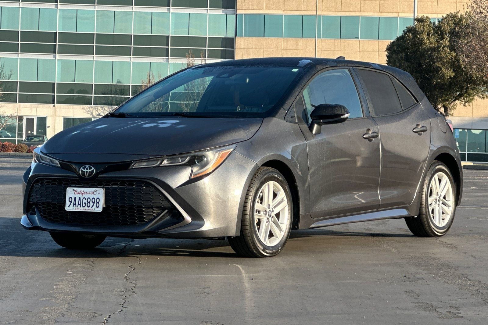 2022 Toyota Corolla Hatchback SE