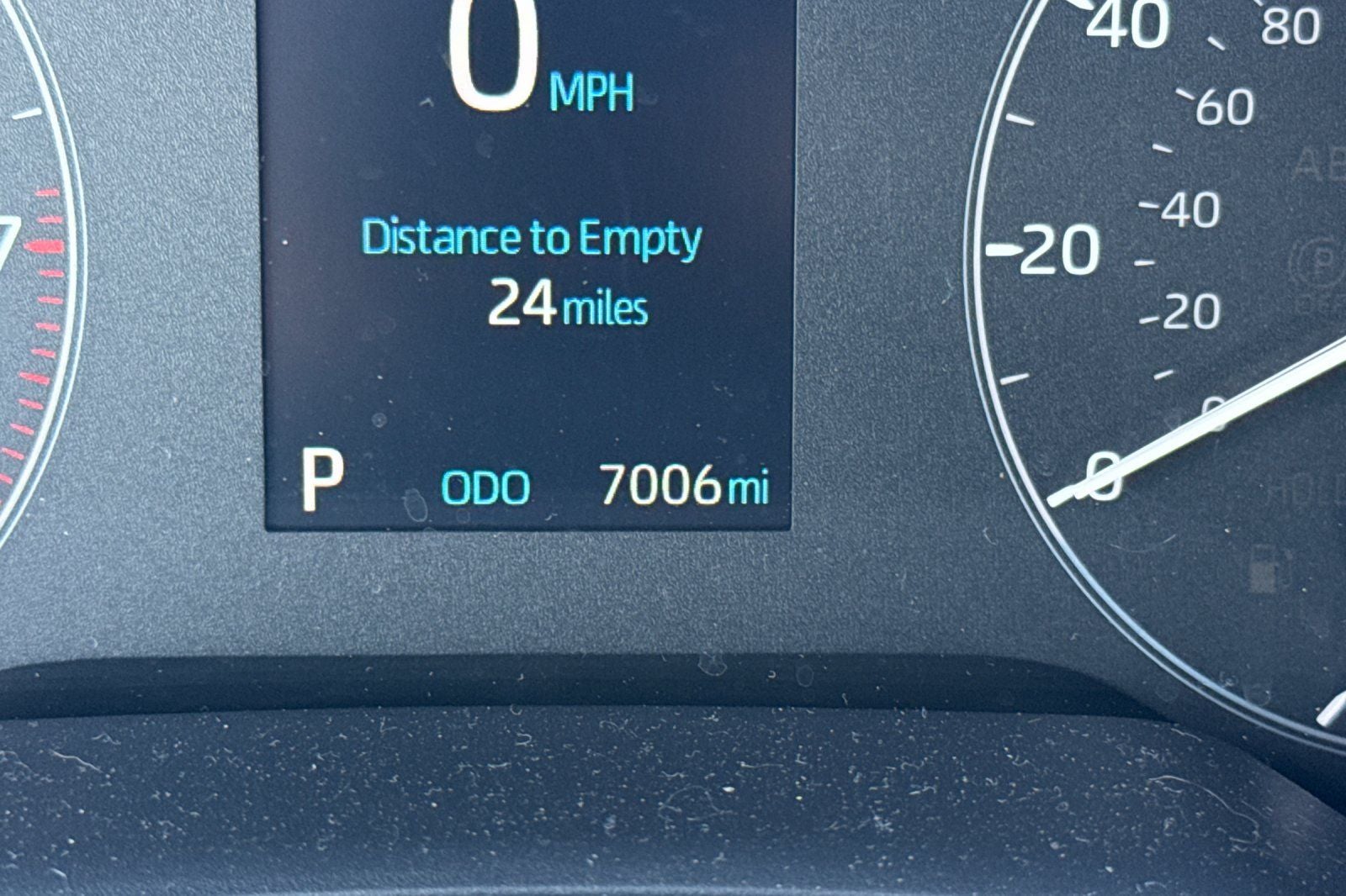 2025 Toyota Corolla Hatchback SE