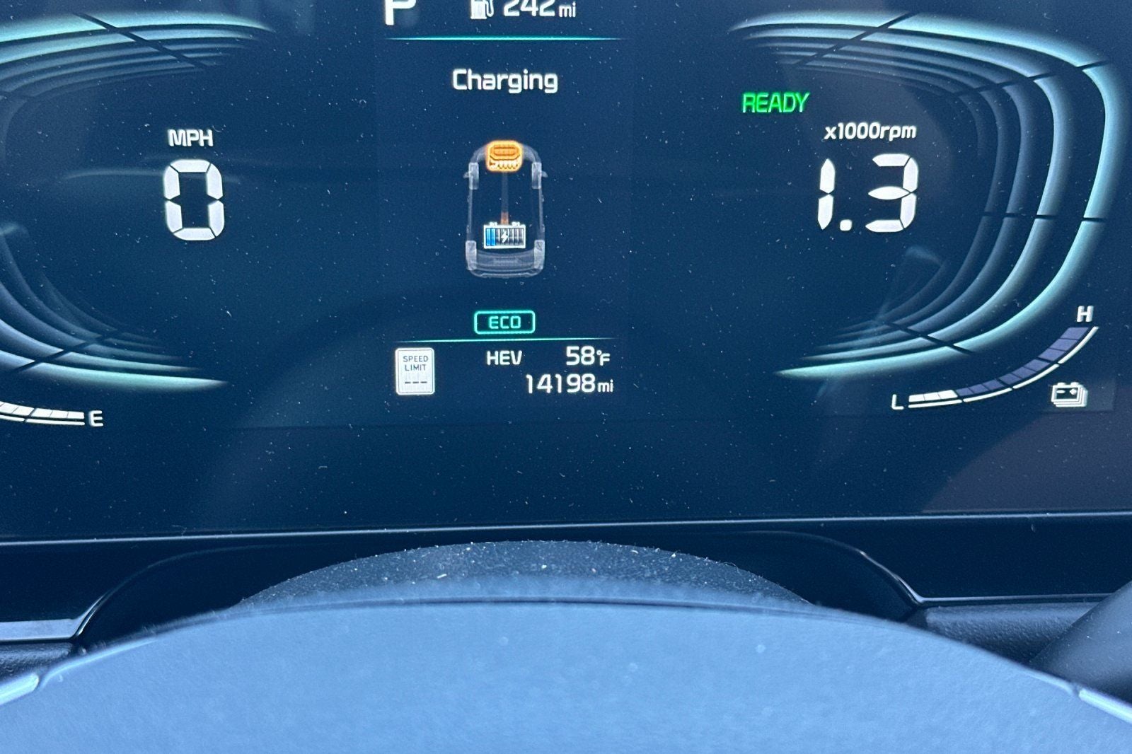 2025 Kia Niro Plug-In Hybrid EX