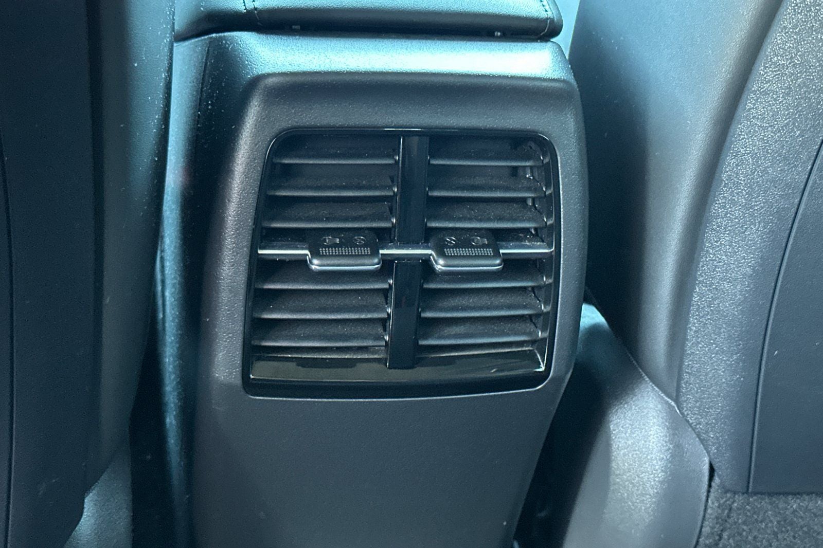 2025 Kia Niro Plug-In Hybrid EX