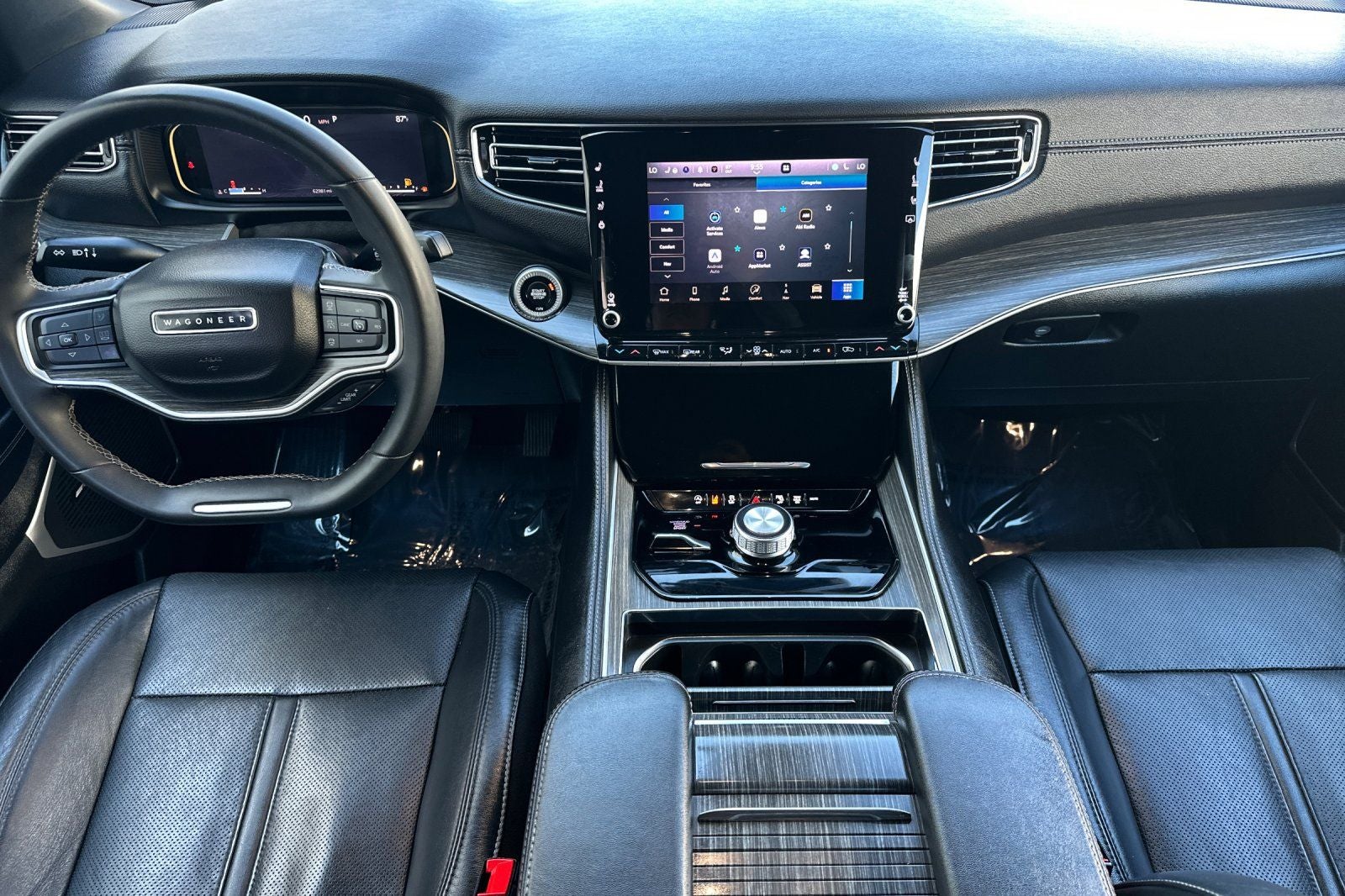 2023 Jeep Wagoneer L Series II