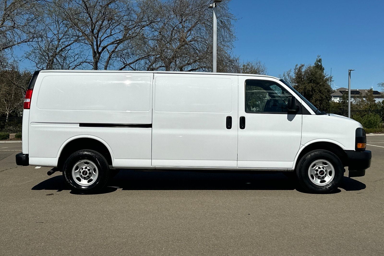 2023 GMC Savana 2500 Work Van