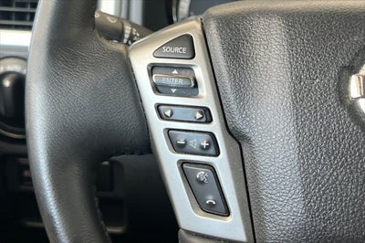 2017 Nissan Titan SV