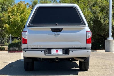 2017 Nissan Titan SV