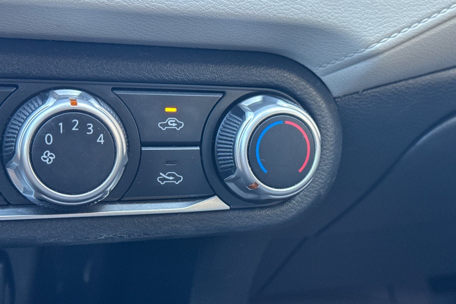 2021 Nissan Versa 1.6 SV