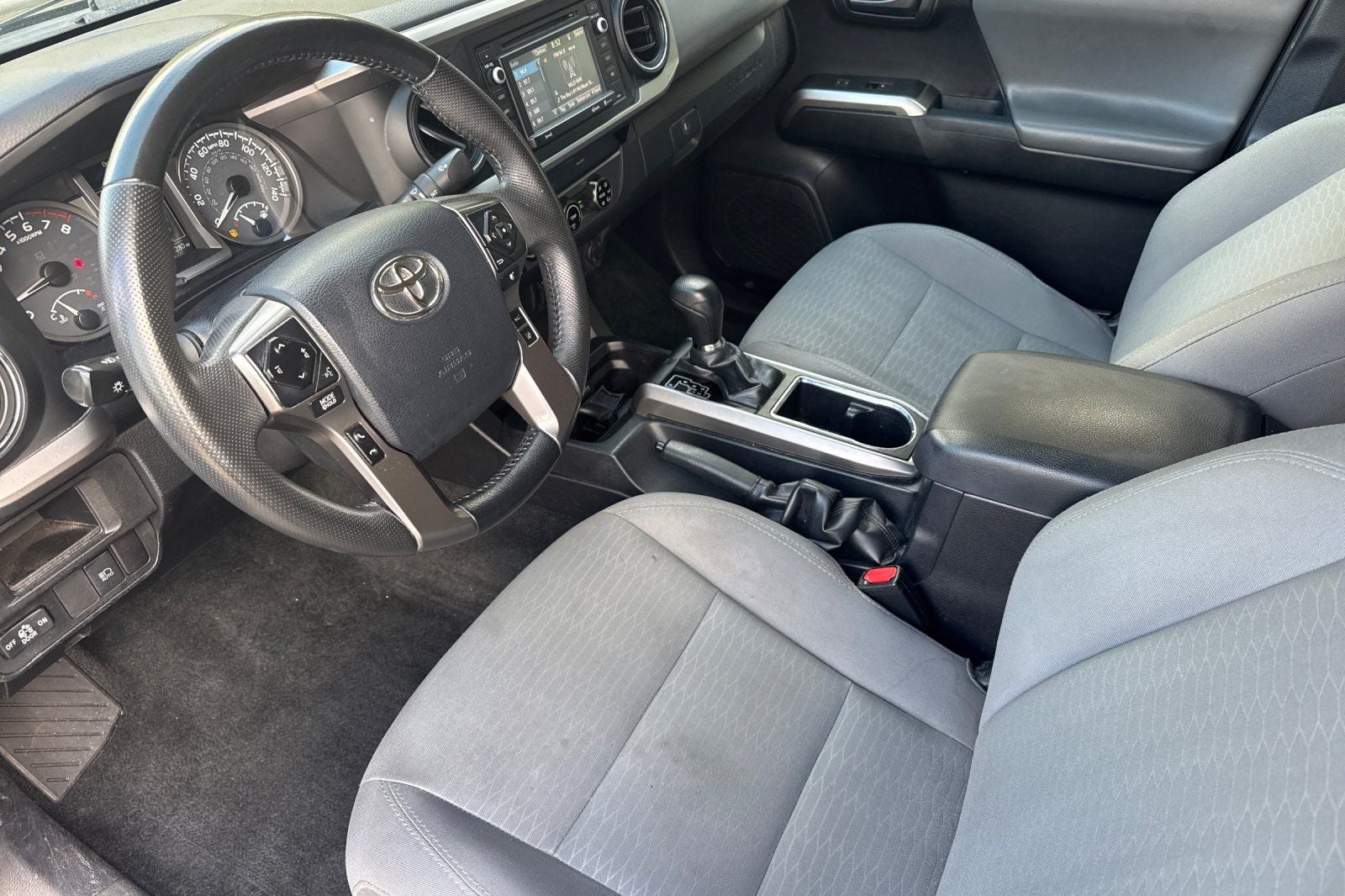 2018 Toyota Tacoma SR5 V6