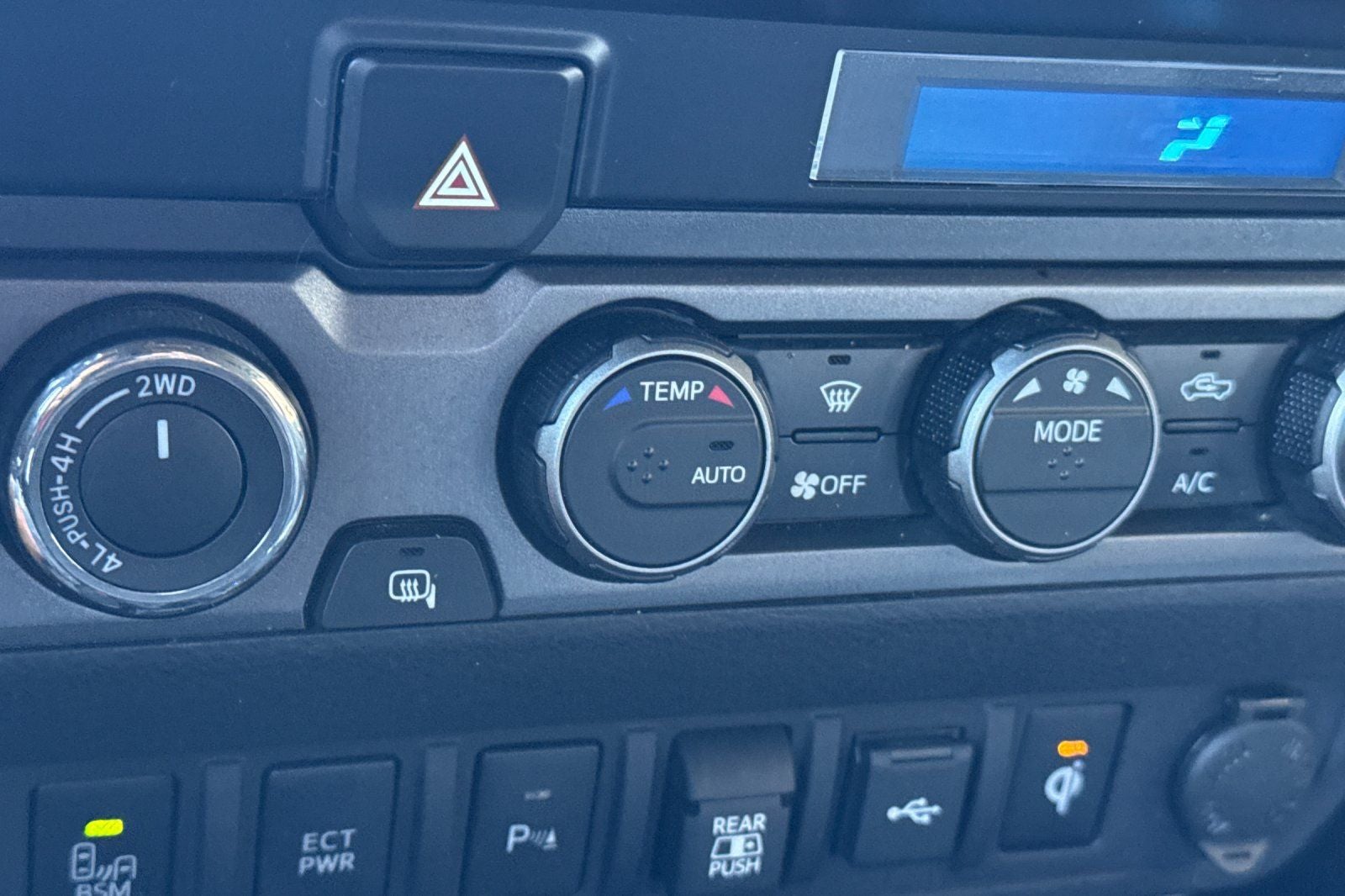 2023 Toyota Tacoma TRD Sport V6
