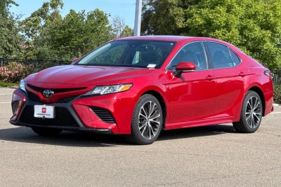 2019 Toyota Camry SE