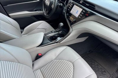 2019 Toyota Camry SE
