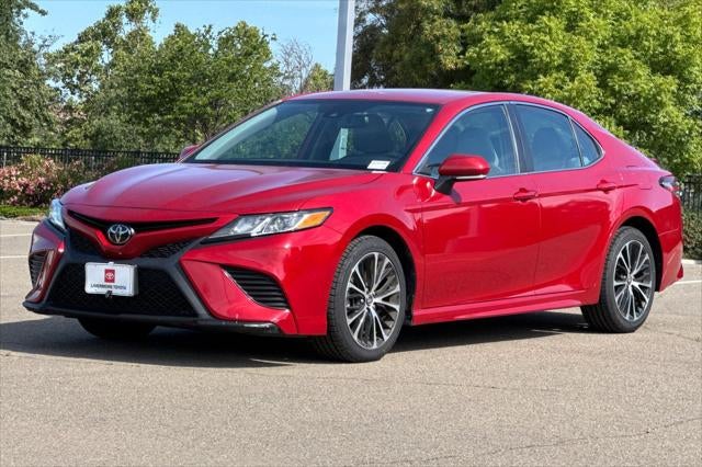 2019 Toyota Camry SE