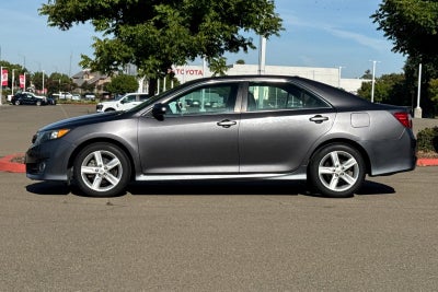 2013 Toyota Camry SE