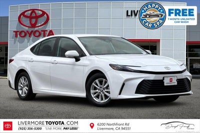 2025 Toyota Camry LE