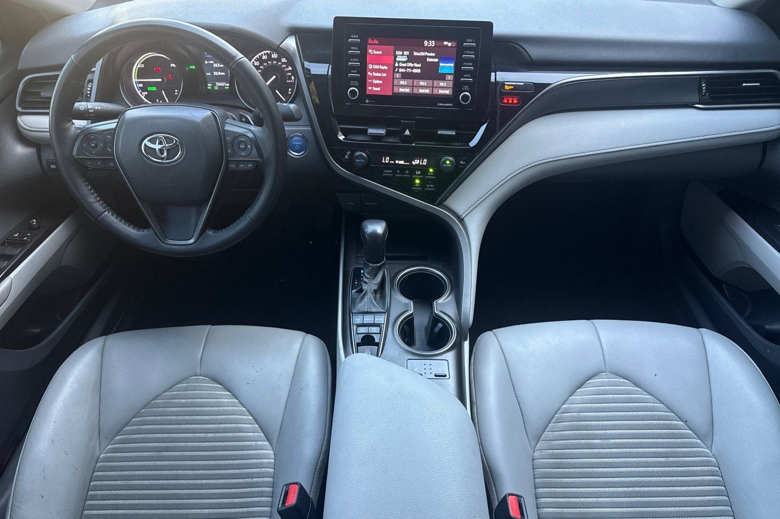 2021 Toyota Camry Hybrid SE