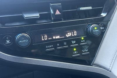2021 Toyota Camry Hybrid SE