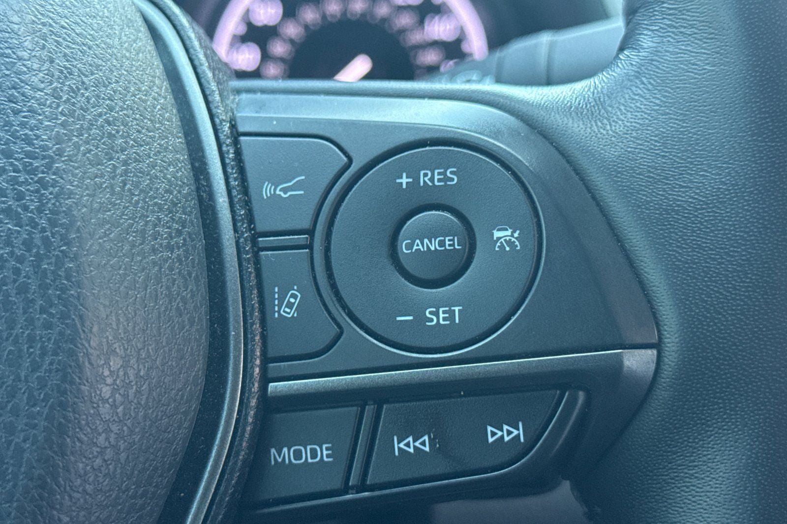 2021 Toyota Camry Hybrid SE