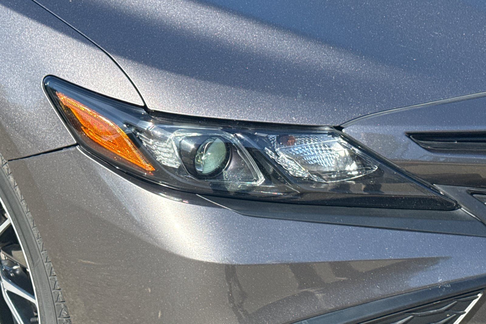 2021 Toyota Camry Hybrid SE
