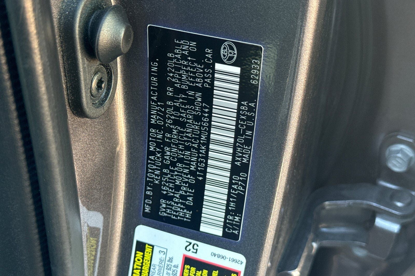 2021 Toyota Camry Hybrid SE