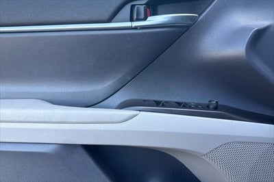 2021 Toyota Camry Hybrid SE