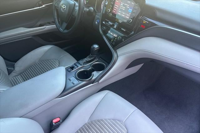 2021 Toyota Camry Hybrid SE