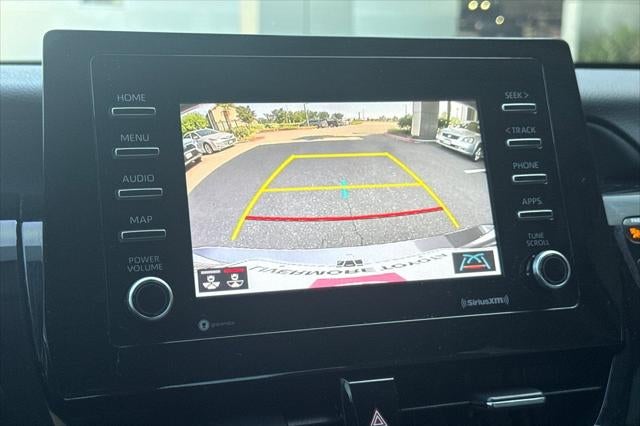 2021 Toyota Camry Hybrid SE