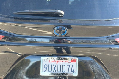 2025 Toyota Sienna XSE 7 Passenger